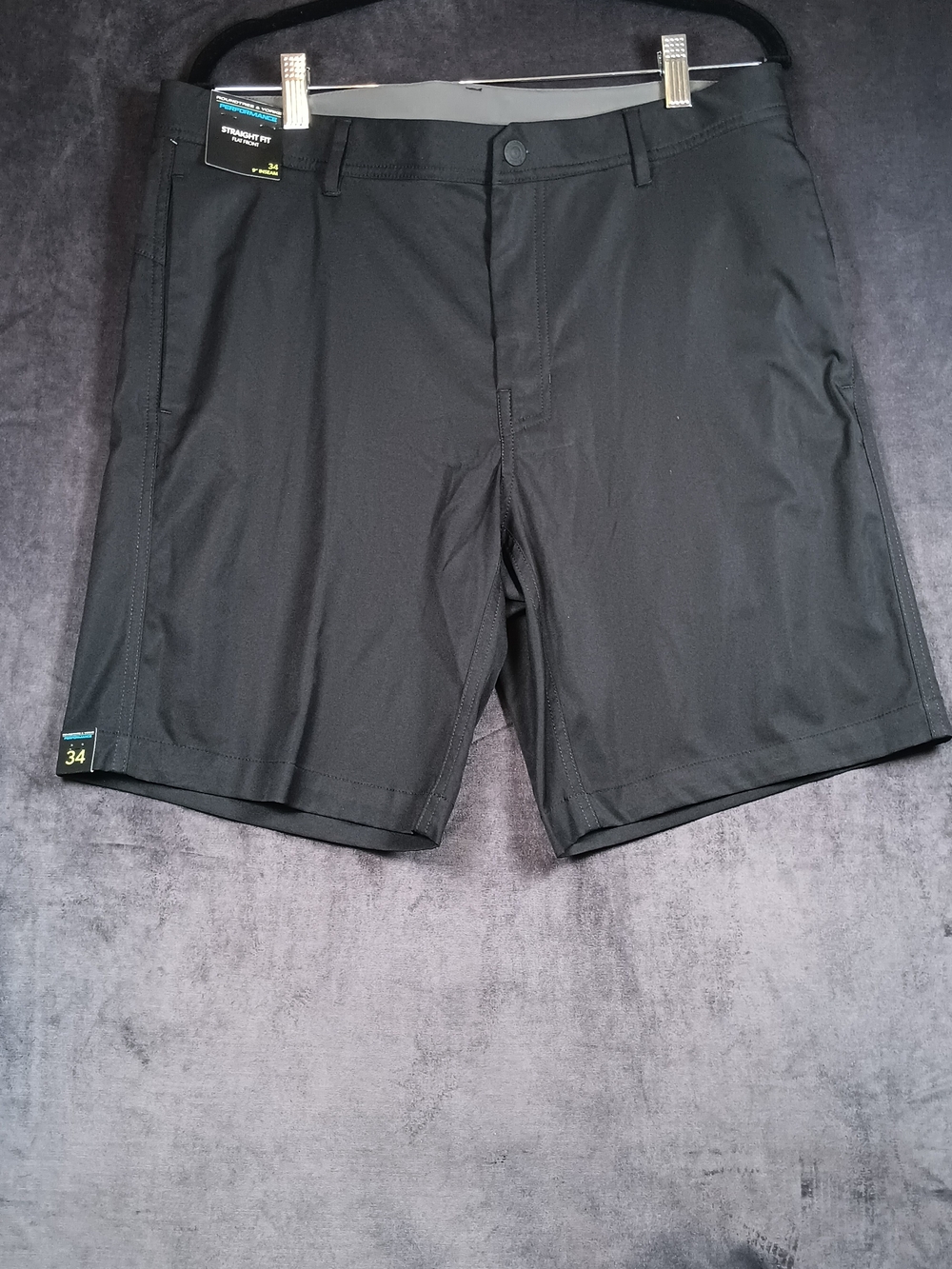 Roundtree & Yorke Mens Black Flat Front Performance Shorts